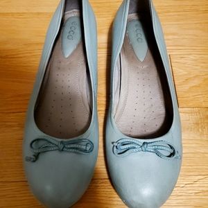 Ecco Moss Green Flats